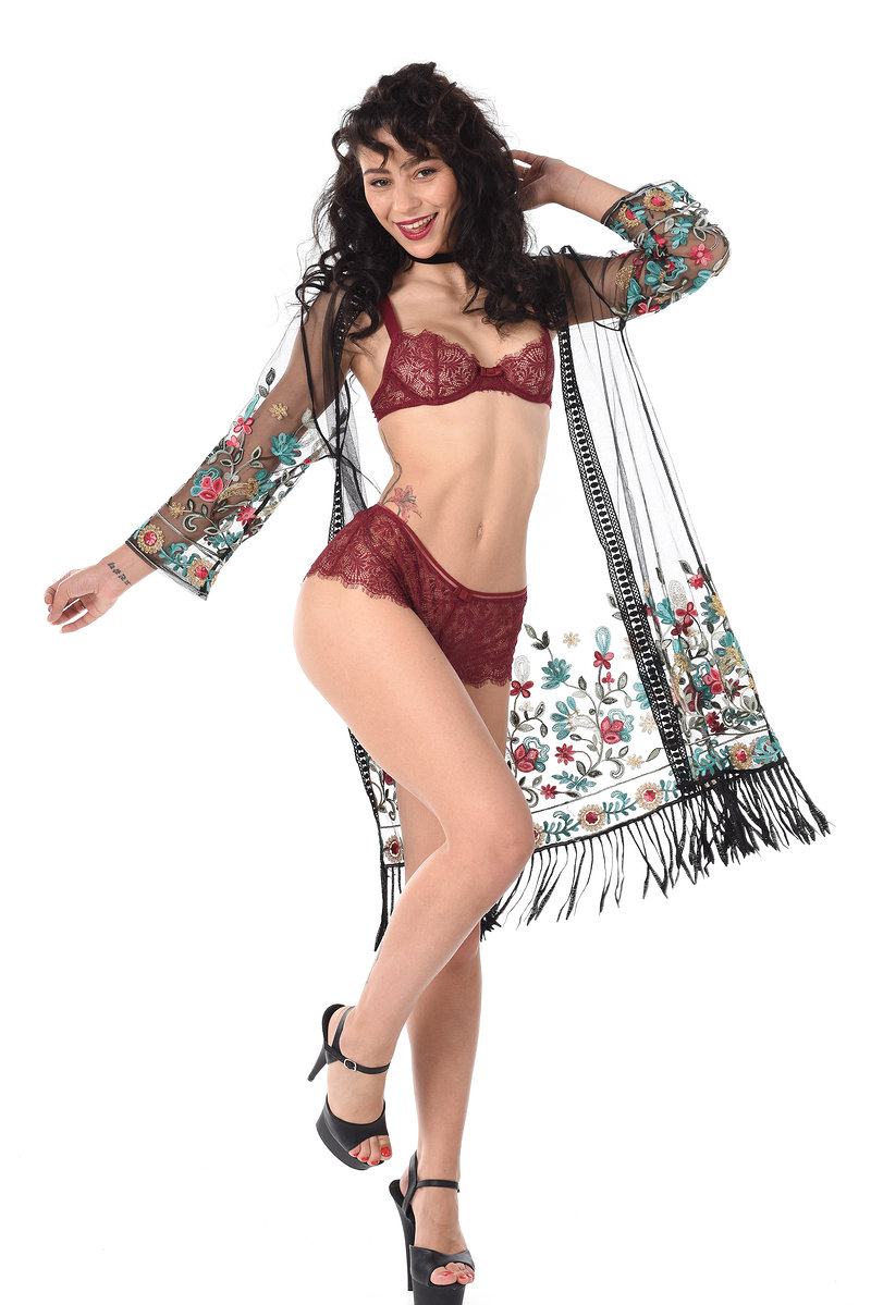 Раисуля, 20 лет, 1 размер груди